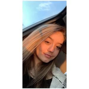 Meet your Posher, Marissa